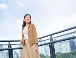 UNIQLO Klaim Teknologi Pakaiannya Mampu Halau 90% Sinar Ultra Violet