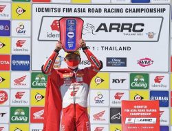 Bikin Bangga, Pebalap Astra Honda Kumandangkan Indonesia Raya di ARRC Buriram