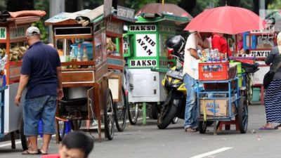 Bantuan Tunai Pangan Tambahan kepada Penerima Bansos dan Pedagang Kaki Lima Makanan