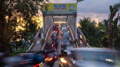 Duplikasi Jembatan Kapuas I Dibangun, Ruas Jalan Sultan Hamid II Diperlebar