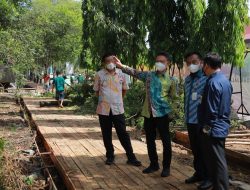 Edi Kamtono Minta Tiang Pembatas Trotoar Dibeton Guna Antisipasi Kecurian