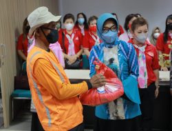Paket Sembako untuk 1.211 Pekerja Harian Lepas