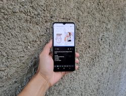 Kuliah Beres dan Jualan tetap Cuan Bermodal Smartphone
