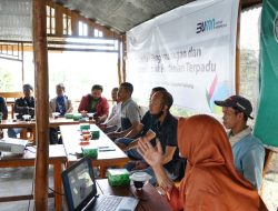 Petani Milenial di Sintang Belajar Pemasaran dan Pengemasan Produk