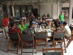 Sekelompok Orang Intimidasi Tim Pesepeda Chasing the Shadow Greenpeace