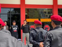 Lasarus Lepas Satgas Cakra Buana PDI Perjuangan Kalbar Ikuti Diklat di Cibubur