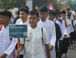 Ribuan Peserta Pawai Taaruf Meriahkan Tahun Baru Islam