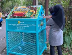 PLN Pasang Drop Box Botol Plastik di Titik Strategis Kota Pontianak