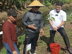 Hijaukan Kubu Raya, LKBN ANTARA dan Pemkab Kubu Raya Tanam 500 Pohon di Desa Mega Timur